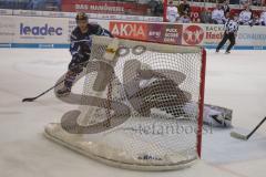 DEL - Eishockey - Saison 2018/2019 - ERC Ingolstadt - Kölner Haie - Gustaf Wesslau Torwart (#29 Köln) - Thomas Greilinger (#39 ERCI) - Foto: Meyer Jürgen