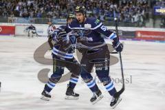 DEL - Eishockey - ERC Ingolstadt - Kölner Haie - PlayOff VF - Spiel 4 - Tor Sieg in Verlängerung 3:2 durch Brandon Mashinter (ERC 53) Jubel mit Patrick Cannone (ERC 12)