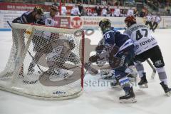 DEL - Eishockey - Saison 2018/2019 - ERC Ingolstadt - Kölner Haie - Brett Olson (#16 ERCI) mit dem 1:1 Ausgleichstreffer - jubel  - Gustaf Wesslau Torwart (#29 Köln) - Foto: Meyer Jürgen