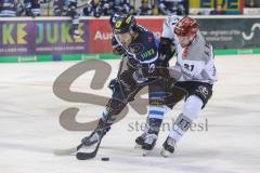 DEL - Eishockey - ERC Ingolstadt - Kölner Haie - PlayOff VF - Spiel 6 - Mike Collins (ERC 13) Frederik Tiffels (21 Köln)