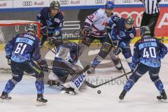 DEL - Eishockey - Saison 2019/20 - ERC Ingolstadt -  Adler Mannheim - Timo Pielmeier (#51Torwart ERCI) - Darin Olver (#40 ERCI) - David Elsner (#61 ERCI) - Sean Sullivan (#37 ERCI) - Foto: Jürgen Meyer