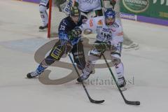 DEL - Eishockey - Saison 2019/20 - ERC Ingolstadt - Augsburger Panther - Tim Wohlgemuth (#33 ERCI) - Brady Lamb (#2 Augsburg) - Foto: Jürgen Meyer