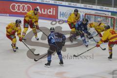 DEL - Eishockey - Saison 2019/20 - ERC Ingolstadt - Düsseldorfer EG - Dustin Friesen (#14 ERCI) - Brett Olson (#16 ERCI) - Niederberger Mathias Torwart (#35 Düsseldorf) - Foto: Jürgen Meyer