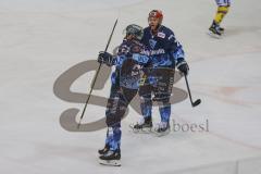 DEL - Eishockey - Saison 2019/20 - ERC Ingolstadt - Krefeld Pinguine - Der 2:0 Führungstreffer Matt Bailey (#22 ERCI) - jubel - Maury Edwards (#23 ERCI) - Foto: Jürgen Meyer
