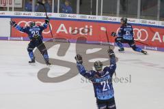 DEL - Eishockey - Saison 2019/20 - ERC Ingolstadt - Fishtown Pinguins - Kris Foucault (#81 ERCI) trifft zum 4:3 Endstand - jubel - Tomas Pöpperle Torwart (#42 Bremerhaven) - Jan Urbas (#9 Bremerhaven) - Foto: Jürgen Meyer