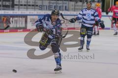 DEL - Eishockey - Saison 2019/20 - ERC Ingolstadt - Fishtown Pinguins - Fabio Wagner (#5 ERCI) beim warm machen - Foto: Jürgen Meyer