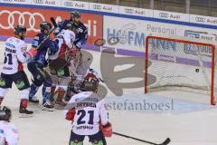 DEL - Eishockey - Saison 2019/20 - ERC Ingolstadt -  Eisbären Berlin - Der 1:0 Führungstreffer durch Tim Wohlgemuth (#33 ERCI) - Sebastian Dahm Torwart (#32 Berlin) - jubel - Foto: Jürgen Meyer