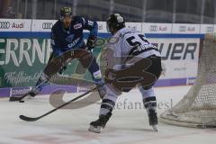 DEL - Eishockey - Saison 2019/20 - ERC Ingolstadt - Nürnberg Ice Tigers - Brett Olson (#16 ERCI) - Chris Summers (#55 Nürnberg) - Foto: Jürgen Meyer