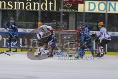 DEL - Eishockey - Saison 2019/20 - ERC Ingolstadt - Fishtown Pinguins - Der 1:1 Anschlusstreffer durch Jan Urbas (#9 Bremerhaven) - Timo Pielmeier (#51Torwart ERCI) - Simon Schütz (#97 ERCI) - Brett Olson (#16 ERCI) - Foto: Jürgen Meyer