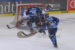 DEL - Eishockey - Saison 2019/20 - ERC Ingolstadt -  Adler Mannheim - Brett Olson (#16 ERCI) Topscorer - roter Helm - Timo Pielmeier (#51Torwart ERCI) - Tommi Huhtala (#61 Mannheim) - Mike Collins (#13 ERCI) - Foto: Jürgen Meyer