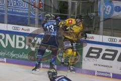 DEL - Eishockey - Saison 2019/20 - ERC Ingolstadt - Krefeld Pinguine - Mike Collins (#13 ERCI) - Foto: Jürgen Meyer