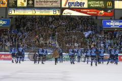 DEL - Eishockey - Saison 2019/20 - ERC Ingolstadt - Fishtown Pinguins - Die Spieler bedanken sich nach dem Spiel bei den Fans - jubel - Foto: Jürgen Meyer