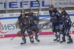DEL - Eishockey - ERC Ingolstadt - EHC Straubing - Tor Jubel 1:0 Mirko Höfflin 92 ERC, Dustin Friesen (ERC 14) Jerry D`Amigo (9 ERC)