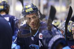 Im Bild: Darin Olver (#40 ERC)

Eishockey - Herren - DEL - Saison 2019/2020, Spiel 8 - 4.10.2019 -  ERC Ingolstadt - Fischtowns Pinguins - Foto: Ralf Lüger