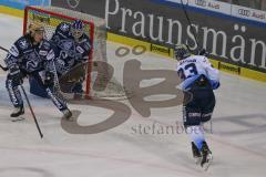 DEL - Eishockey - Saison 2019/20 - ERC Ingolstadt - Iserlohn Roosters - Jenike Andreas Torwart (#92 Iserlohn) - Tim Wohlgemuth (#33 ERCI) - Foto: Jürgen Meyer