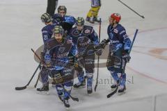 DEL - Eishockey - Saison 2019/20 - ERC Ingolstadt - Krefeld Pinguine - Der 1:1 Ausgleichstreffer durch Kris Foucault (#81 ERCI) - Dimitri Pätzold Torwart (#32 Krefeld) - jubel - Maury Edwards (#23 ERCI) - Wayne Simpson (#21 ERCI) - Darin Olver (#40 ERCI) 