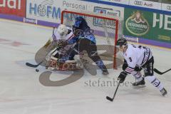 DEL - Eishockey - Saison 2019/20 - ERC Ingolstadt -  Kölner Haie - Der 1:0 Führungstreffer durch Brett Olson (#16 ERCI) - Gustaf Wesslau (Torwart #29 Köln) - jubel -Foto: Jürgen Meyer