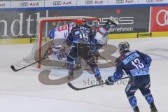 DEL - Eishockey - Saison 2019/20 - ERC Ingolstadt -  Adler Mannheim - Brett Olson (#16 ERCI) Topscorer - roter Helm - Timo Pielmeier (#51Torwart ERCI) - Tommi Huhtala (#61 Mannheim) - Foto: Jürgen Meyer