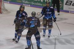 DEL - Eishockey - Saison 2019/20 - ERC Ingolstadt - Thomas Sabo Ice Tigers - Der 1:0 Führungstreffer durch Maury Edwards (#23 ERCI) - jubel - Kris Foucault (#81 ERCI) - Mike Collins (#13 ERCI) - Foto: Jürgen Meyer
