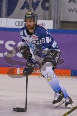 DEL - Eishockey - Saison 2019/20 - ERC Ingolstadt - Iserlohn Roosters - Findlay Brett (#19 ERCI) beim warm machen - Foto: Jürgen Meyer