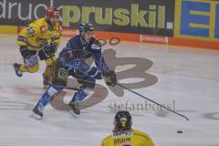 DEL - Eishockey - Saison 2019/20 - ERC Ingolstadt - Krefeld Pinguine - Mike Collins (#13 ERCI) - Foto: Jürgen Meyer