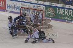 DEL - Eishockey - Saison 2019/20 - ERC Ingolstadt - Thomas Sabo Ice Tigers - Brett Olson (#16 ERCI) - Niklas Treutle Torwart (#31 Nürnberg) - Chris Summers (#55 Nürnberg) - Foto: Jürgen Meyer