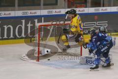 DEL - Eishockey - Saison 2019/20 - ERC Ingolstadt - Krefeld Pinguine - Der 1:2 Anschlusstreffer durch Laurin Braun (#12 Krefeld) - Timo Pielmeier (#51Torwart ERCI) - jubel - Foto: Jürgen Meyer