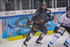 DEL - Eishockey - ERC Ingolstadt - EHC Straubing - David Elsner (#61 ERC)