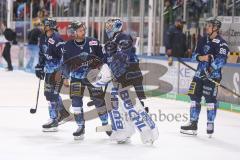 DEL - Eishockey - Saison 2019/20 - ERC Ingolstadt -  Adler Mannheim - Dustin Friesen (#14 ERCI) - Darin Olver (#40 ERCI) - Timo Pielmeier (#51Torwart ERCI) - Hans Detsch (#89 ERCI) nach dem Spiel - Enttäuschung - Foto: Jürgen Meyer