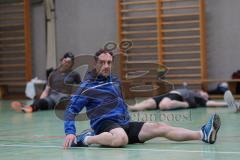 ERC U20 - Sommertraining Beginn mit Trainer Petr Bares im TSV Ingolstadt Nord - Warmup mit Trainer Petr Bares