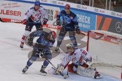 DEL - Eishockey - Saison 2020/21 - ERC Ingolstadt - Adler Mannheim - Frederik Storm (#9 ERCI) - Felix Brückmann Torwart (90 Mannheim) - Foto: Jürgen Meyer