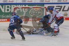 DEL - Eishockey - Saison 2020/21 - ERC Ingolstadt - Adler Mannheim - Michael Garteig Torwart (#34 ERCI) - Ben Marshall (#45 ERCI) - Ben Smith (#18 Mannheim) - Foto: Jürgen Meyer