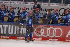 DEL - Eishockey - Saison 2020/21 - ERC Ingolstadt - Adler Mannheim - Der 1:2 Anschlusstreffer durch Wayne Simpson (#21 ERCI) - jubel - Mirko Höfflin (#10 ERCI) - Colton Jobke (#7 ERCI) - Foto: Jürgen Meyer