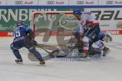 DEL - Eishockey - Saison 2020/21 - ERC Ingolstadt - Adler Mannheim - Michael Garteig Torwart (#34 ERCI) - Ben Marshall (#45 ERCI) - Ben Smith (#18 Mannheim) - Foto: Jürgen Meyer