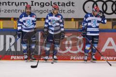 DEL - Eishockey - Saison 2020/21 - ERC Ingolstadt - Schwenninger Wild Wings - Colton Jobke (#7 ERCI) - Fabio Wagner (#5 ERCI) - Frederik Storm (#9 ERCI) - Foto: Jürgen Meyer