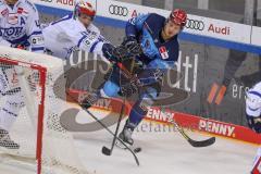 DEL - Eishockey - Saison 2020/21 - ERC Ingolstadt - Schwenninger Wild Wings - Emil Quaas (#20 ERCI) - Foto: Jürgen Meyer