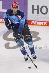 Vorbereitungsspiel - DEL - Eishockey - Saison 2020/21 - ERC Ingolstadt -  Augsburger Panther - Fabio Wagner (#5 ERCI) beim warm machen - Foto: Jürgen Meyer