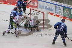 Vorbereitungsspiel - DEL - Eishockey - Saison 2020/21 - ERC Ingolstadt -  Augsburger Panther - Der 4:1 Führungstreffer durch Wayne Simpson (#21 ERCI) - Markus Keller Torwart (#35 Augsburg) - Foto: Jürgen Meyer