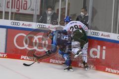 Vorbereitungsspiel - DEL - Eishockey - Saison 2020/21 - ERC Ingolstadt -  Augsburger Panther - Petrus Palmu (#52 ERCI) - John Rogl (#28 Augsburg) - Foto: Jürgen Meyer