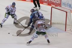 Vorbereitungsspiel - DEL - Eishockey - Saison 2020/21 - ERC Ingolstadt -  Augsburger Panther - Frederik Storm (#9 ERCI) - Markus Keller Torwart (#35 Augsburg) - Foto: Jürgen Meyer