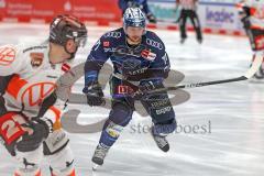 Penny DEL - Eishockey - Saison 2021/22 - ERC Ingolstadt - Grizzlys Wolfsburg - Justin Feser (#71 ERCI) -  Foto: Jürgen Meyer