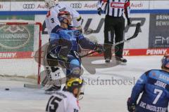 DEL - Eishockey - Saison 2020/21 - ERC Ingolstadt - Krefeld Pinguine - Der 2:1 Führungstreffer durch Daniel Pietta (#86 ERCI) - Nikita Quapp Torwart (#3 Krefeld) - jubel - Foto: Jürgen Meyer