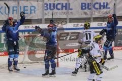 DEL - Eishockey - Saison 2020/21 - ERC Ingolstadt - Krefeld Pinguine - Der 4:3 Führungstreffer durch Frederik Storm (#9 ERCI) - Louis-Marc Aubry (#11 ERCI) - Mirko Höfflin (#10 ERCI) - jubel - Foto: Jürgen Meyer