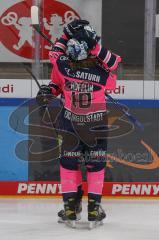 Penny DEL - Eishockey - Saison 2021/22 - ERC Ingolstadt - Nürnberg Ice Tigers - Der 5:0 Führungstreffer durch Louis-Marc Aubry (#11 ERCI) - Mirko Höflin (#10 ERCI) -  - jubel -  Foto: Jürgen Meyer