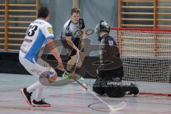 2. Floorball Bundesliga Süd/West - Schanzer Ducks ESV - FC Rennsteig Avalanche, 11:3; mitte Martin Borg (6 Ducks) Torwart Johannes Schönmeier (72 Ducks)