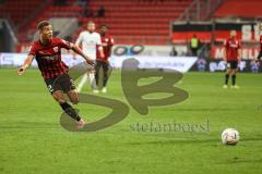 3. Liga; FC Ingolstadt 04 - Hallescher FC; Marcel Costly (22, FCI) fordert den Ball
