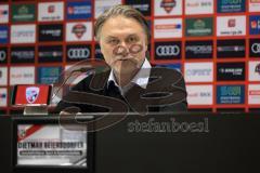 2.BL; FC Ingolstadt 04 - Dietmar Beiersdorfer, neuer Geschäftsführers Sport und Kommunikation, Pressekonferenz, Geschäftsführers Dietmar Beiersdorfer (FCI Sport Kommunikation)