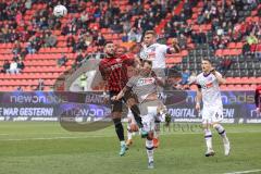 3. Liga; FC Ingolstadt 04 - VfL Osnabrück; Pascal Testroet (37, FCI) Tesche Robert (8 VfL) Beermann Timo (33 VfL) Köhler Sven (6 VfL)