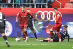 3. Liga; FC Ingolstadt 04 - Rot-Weiss Essen; Max Besuschkow (17, FCI) Linus Rosenlöcher (19, FCI) Obuz Marvin (10 RWE)