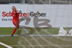 2. Frauen-Bundesliga - Saison 2021/2022 - FC Ingolstadt 04 - VFL Wolfsburg II - Mailbeck Alina (#8 FCI) beim Eckball - Foto: Meyer Jürgen